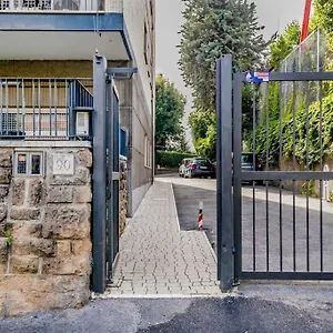 Luxury Front Of Cavalieri Hilton Roma