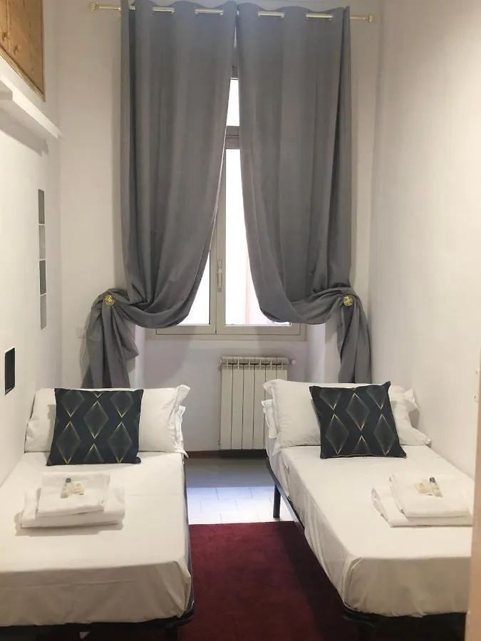 Roman Apartment In Trastevere