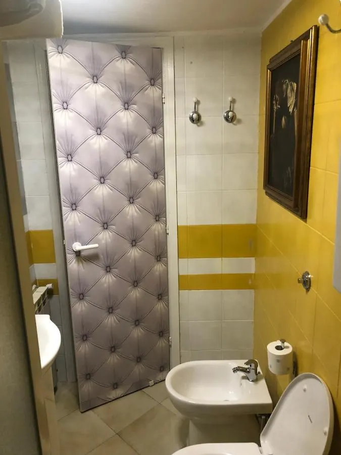 Roman Apartment In Trastevere